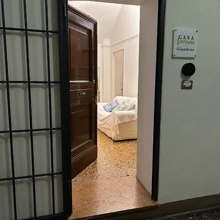 Giandone Apartment